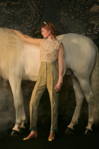 Look 5